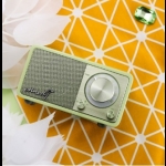 Mozart 調頻收音機 ( 粉綠色 )
