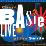 貝西伯爵 － 金莎酒店現場（法蘭克辛納屈之前）  ( 雙層 SACD )<br>Count Basie - Live at the Sands (Before Frank)