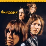 丑角合唱團：同名專輯  ( 180 克 45 轉 2LPs ) <br>The Stooges：The Stooges<br>( Limited Numbered 180g 45RPM Vinyl 2LPs )<br>